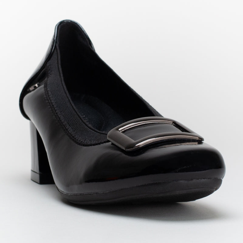 BLOCK HEEL WITH OVERSIZED TRIM