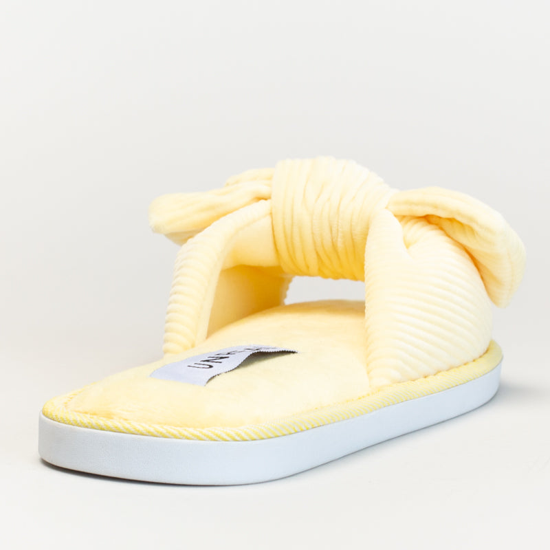 Slipper With Bow