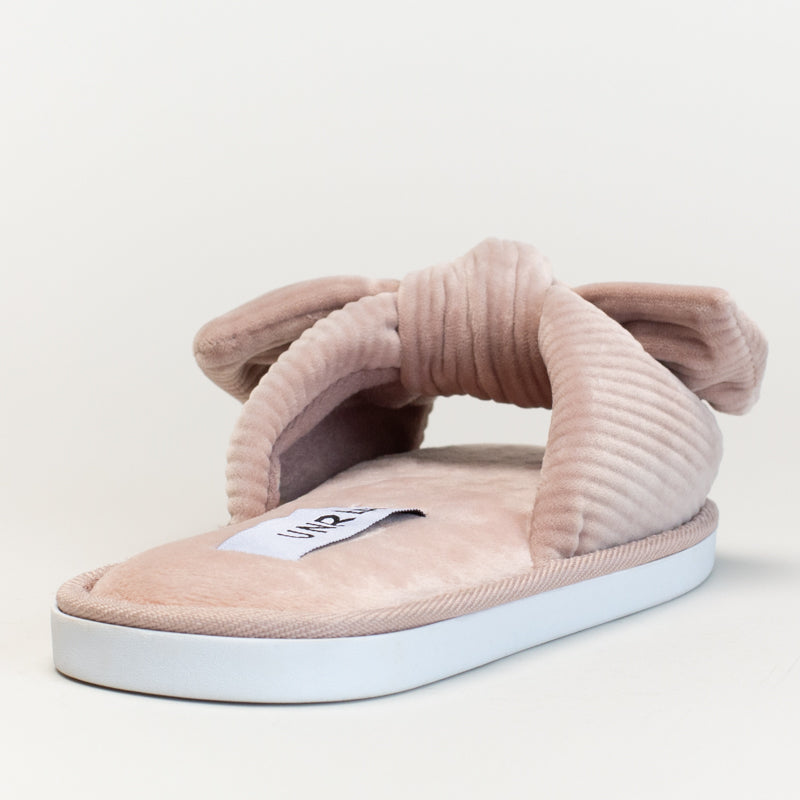 Slipper With Bow
