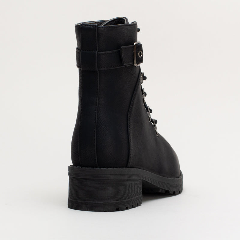 Military Boot _ 160531