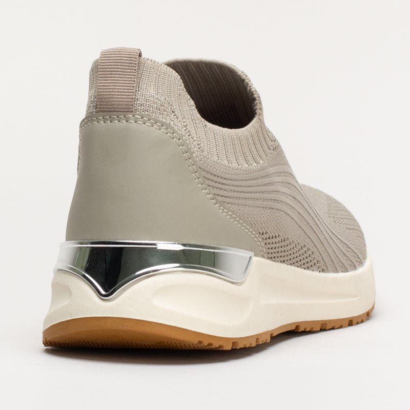Slip On Knit Sneaker _ 159884