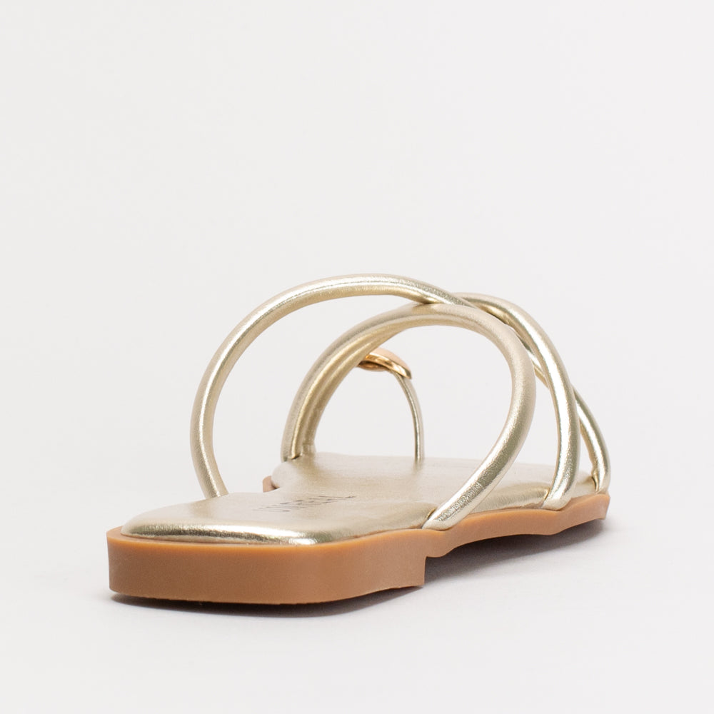Metal Toe Loop Mule Sandal _ 157515