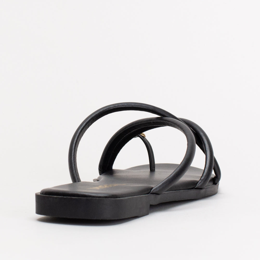 Metal Toe Loop Mule Sandal _ 157515