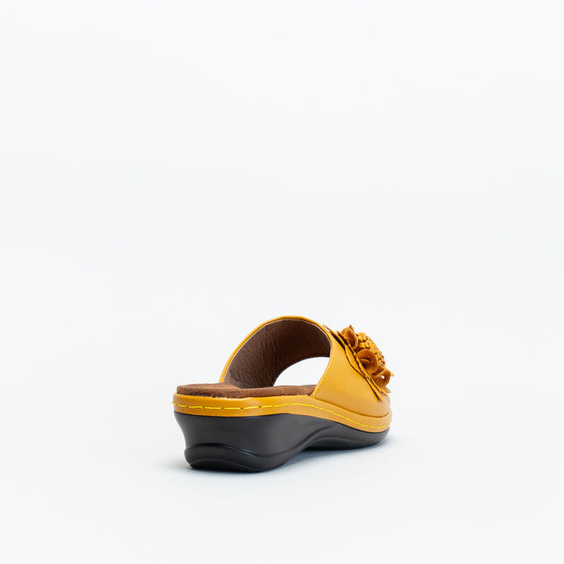 Women's Comfort Flower Mule _ 146542