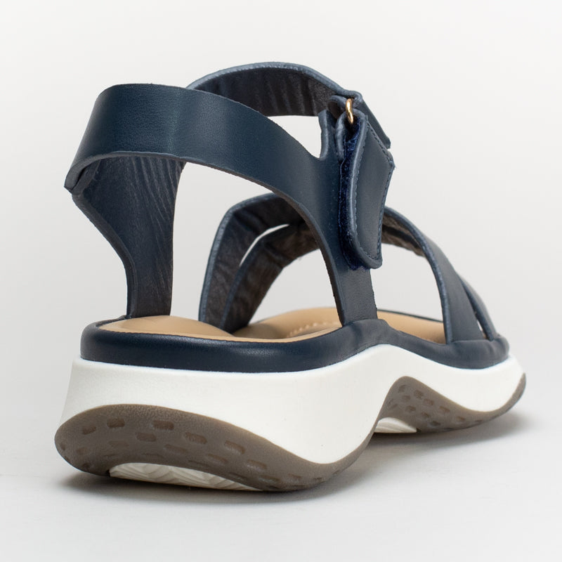 Comfort metal trim sandal _ 167714