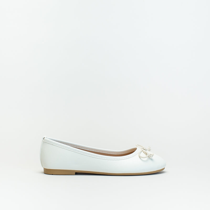 Older Girls Shiny Pump _ 143041