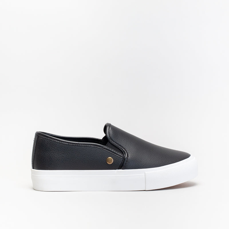 Unreal Women Slip On Classic Sneaker _ 140424