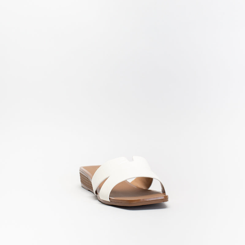 Unreal Women Sq Toe Mini Wedge Flat Mule Sandal _ 140611