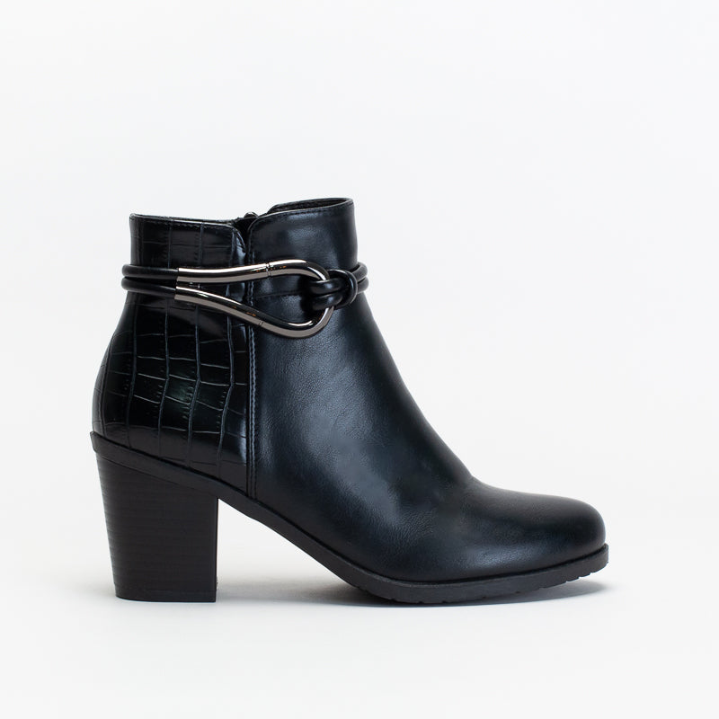 Unreal Women Smart Ankle Boot _ 146870