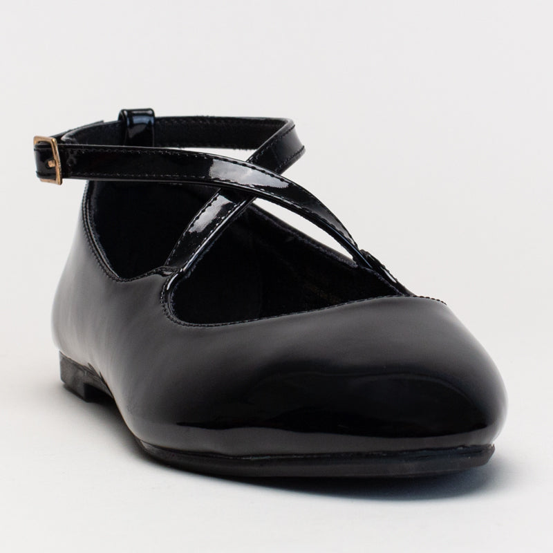Pump with cross over straps _ 168315