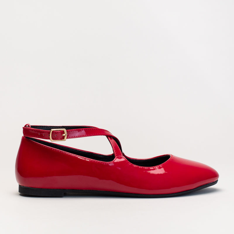 Pump with cross over straps _ 168316