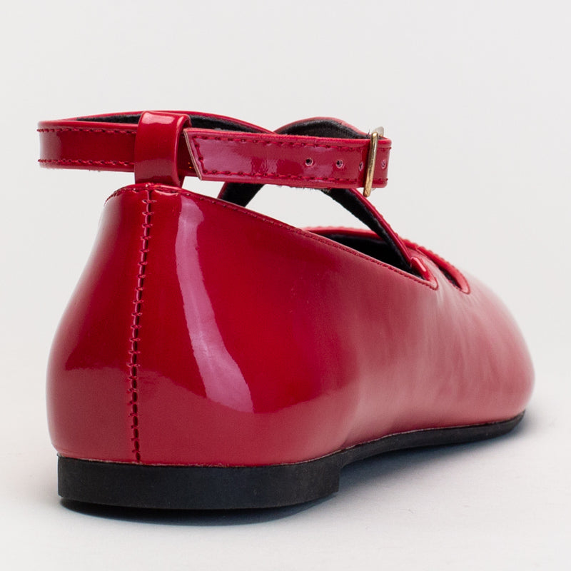 Pump with cross over straps _ 168316