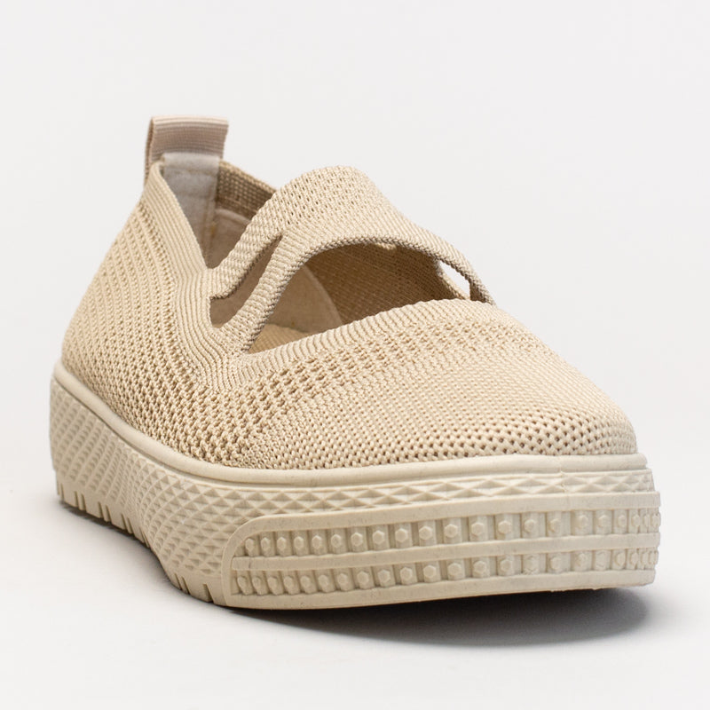 Slip On With Cross Strap Detail _ 170341