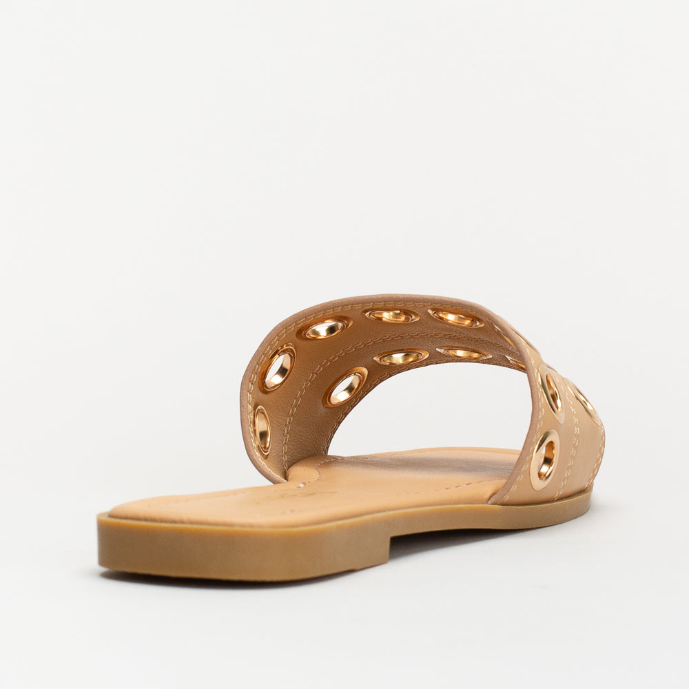 Women's Unreal Eyelet Slide _ 157534