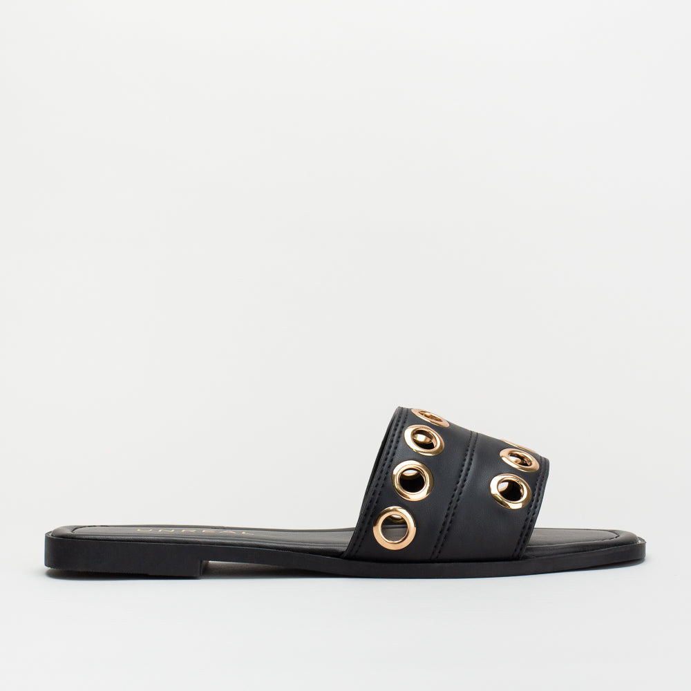 Women's Unreal Eyelet Slide _ 157534