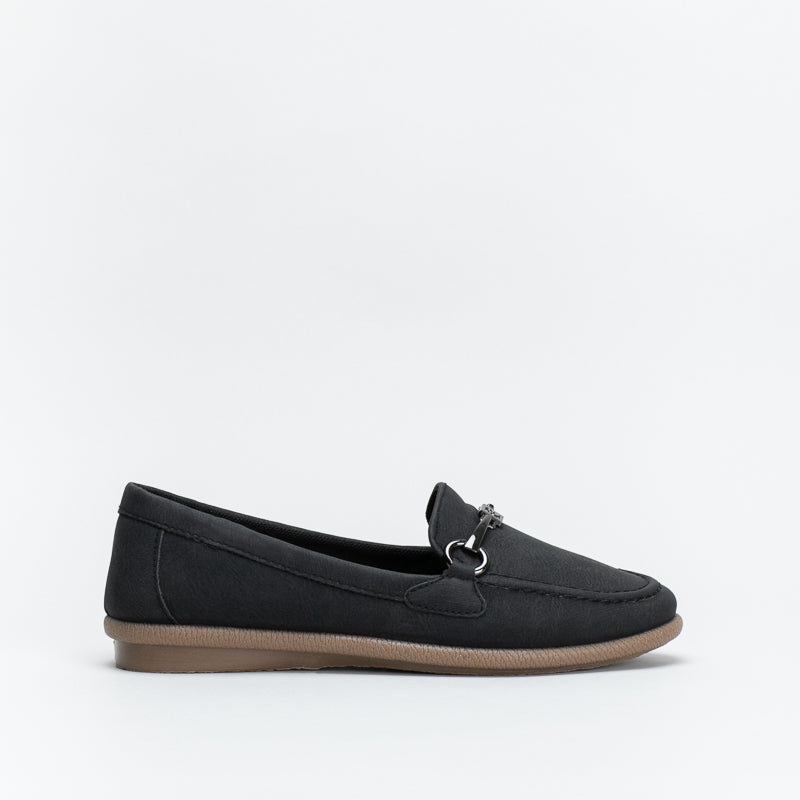 Pierre Cardin Women Metal Trim Loafer _ 137569