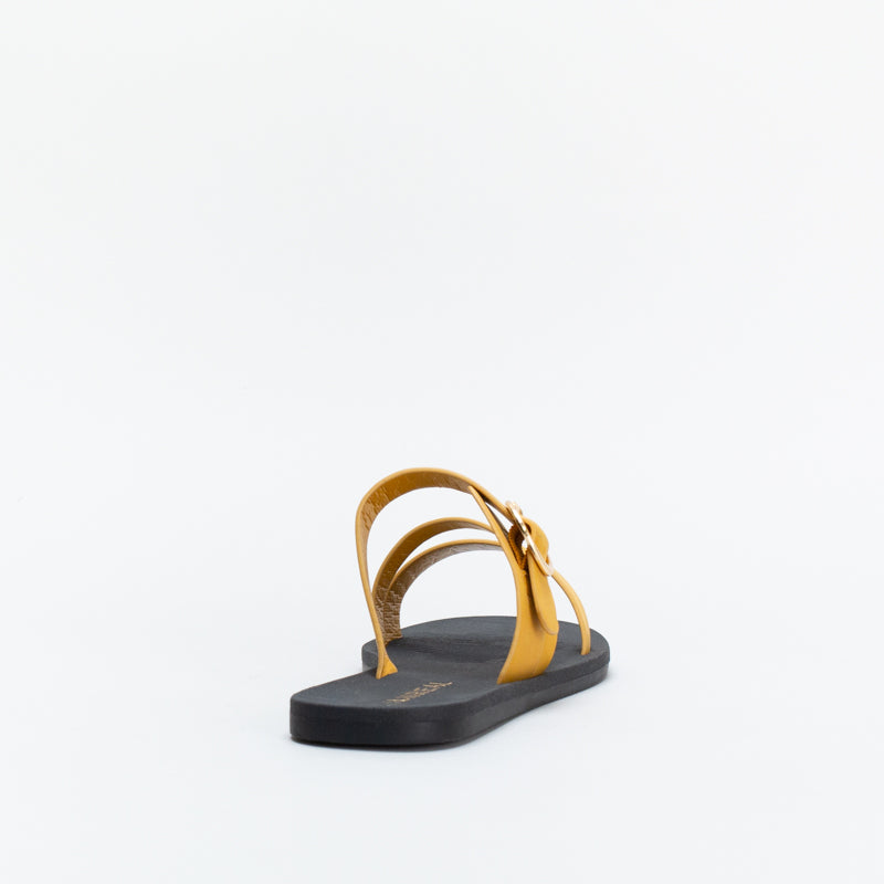 Unreal Women Buckle A-Symetric Mule _ 144808