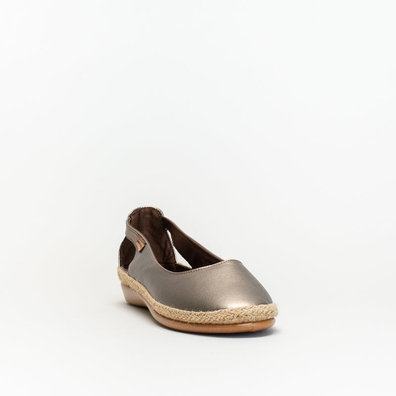 Pierre Cardin Women Espadrille Pump _ 143491