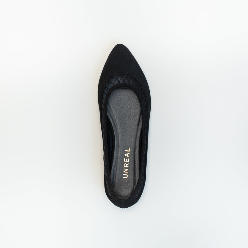 Unreal Women Pointy Flat Pump _ 142995