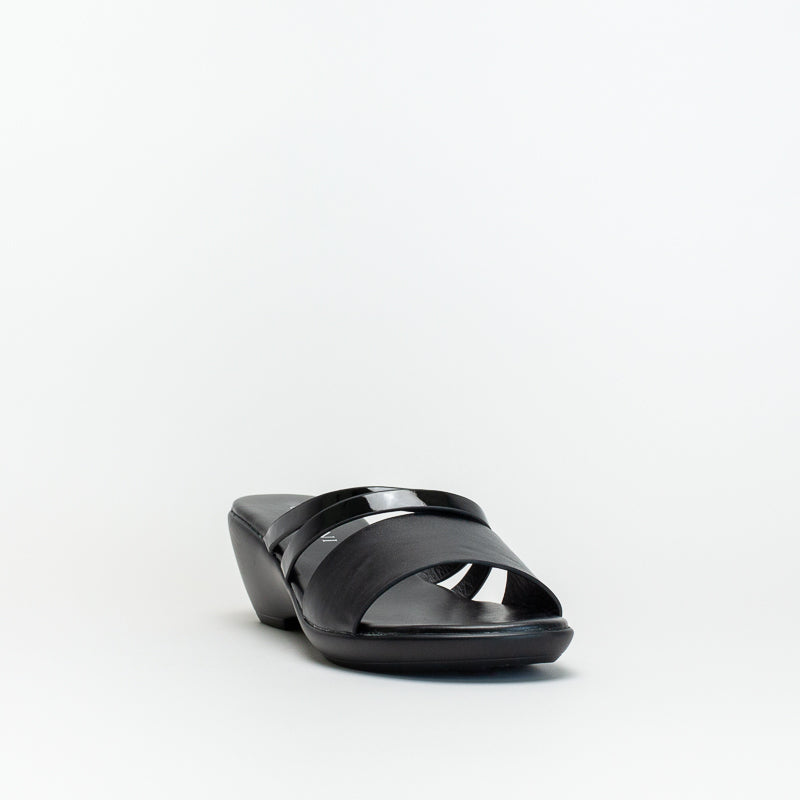 Giovanni Women Comfort Patent Strappy Mule _ 142746