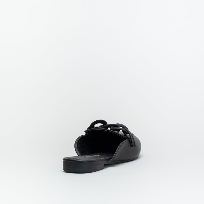 Unreal Women Tonal Chain Mule Loafer _ 142997