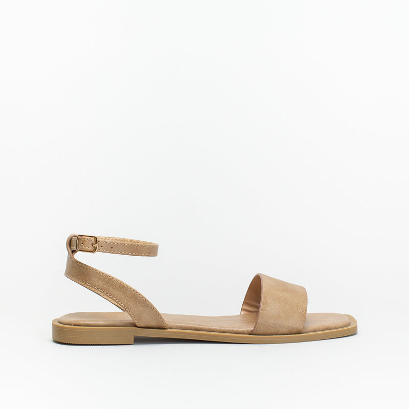 Unreal Women Padded Flat Sandal _ 142877
