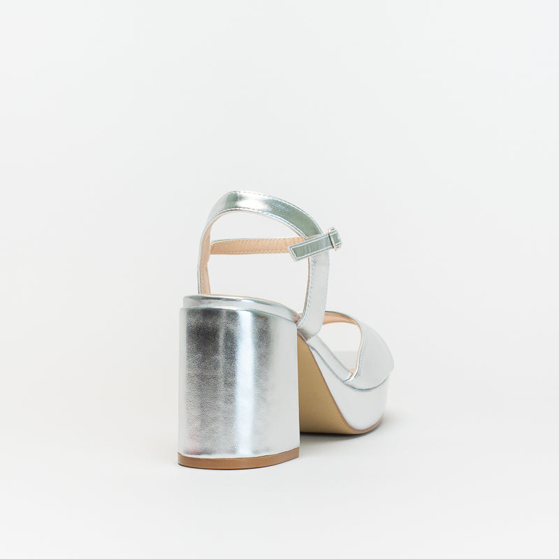 Unreal Women Platform Heel Sandal _ 142912