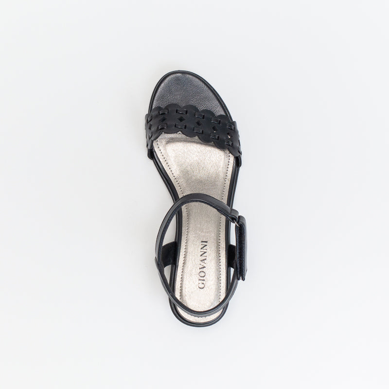Giovanni Women Comfort Scolloped Wedge _ 140644