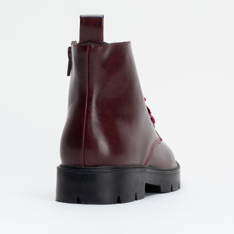 Ribbon Lace Up Boot _ 159060