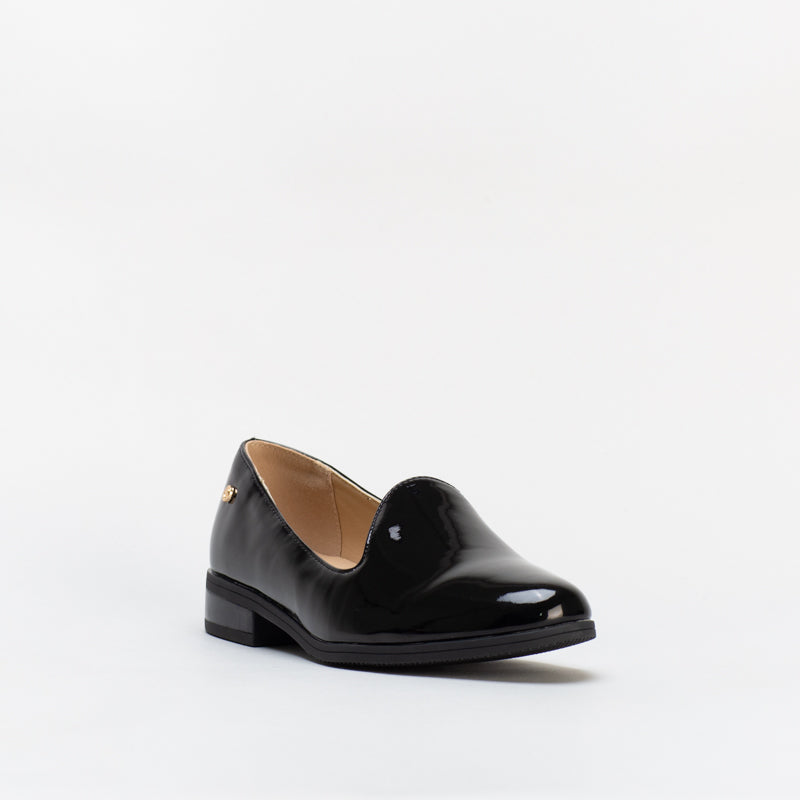 Pierre Cardin Women Patent Smoking Slipper Shoe _ 143482
