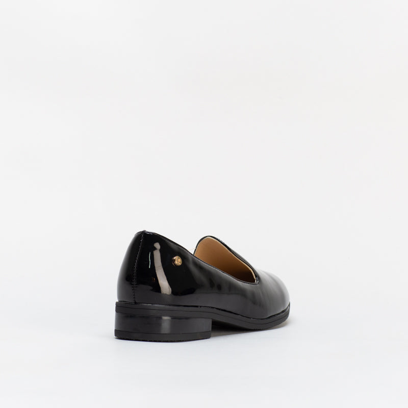 Pierre Cardin Women Patent Smoking Slipper Shoe _ 143482