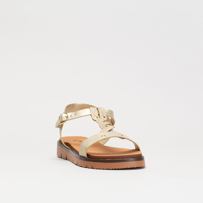 Women's Pierre Cardin Twist Sandal _ 152994