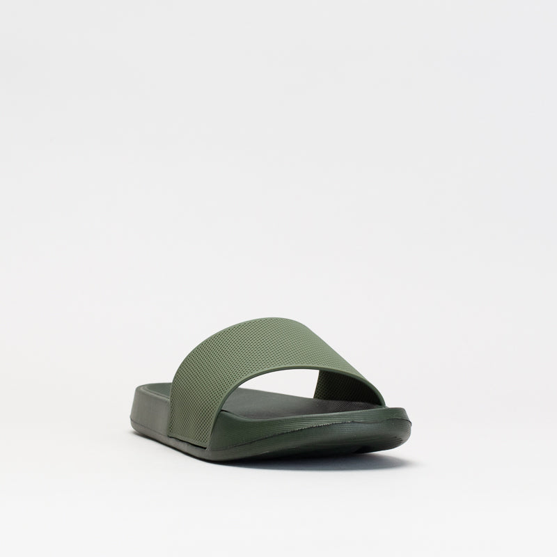 Mancini Men Slide With Pin Punch Detail _ 150642