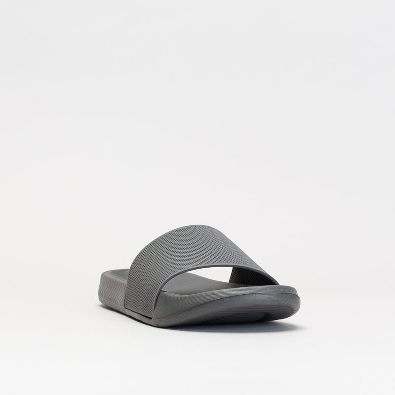 Mancini Men Slide With Pin Punch Detail _ 150642