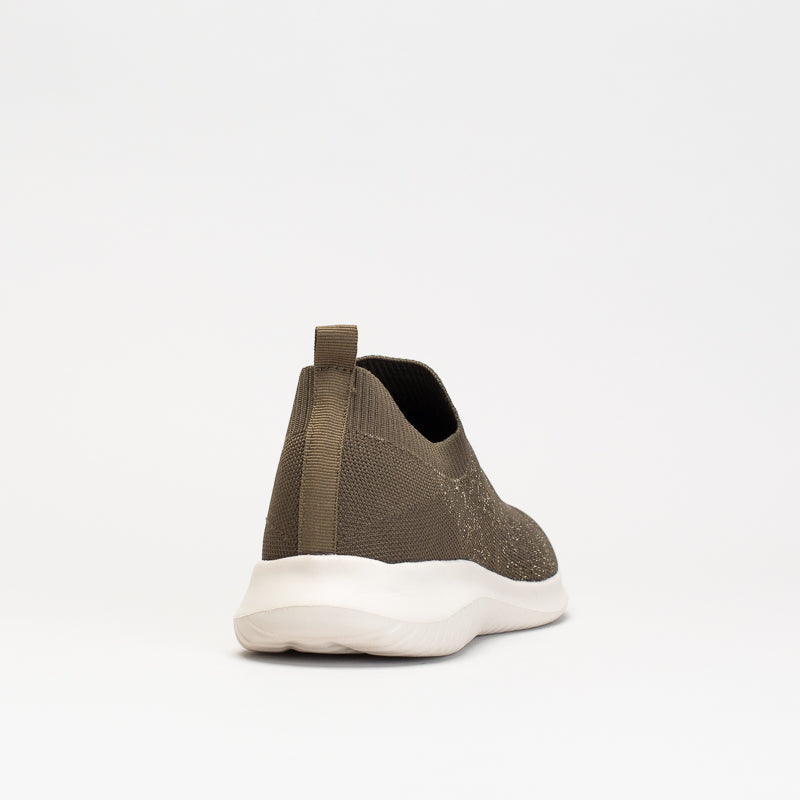 Giovanni Women Lurex Slip On Knit Sneaker _ 150621