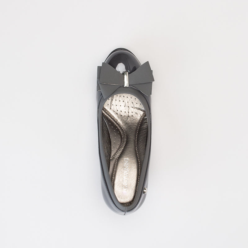 Giovanni Women Patent Bow Block Heel Shoe _ 150610
