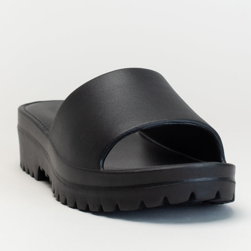 CHUNKY MOULDED SLIDE