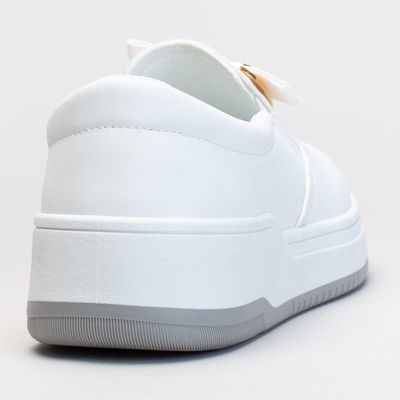 Pc Slip On Sneaker With Oversized Trim
