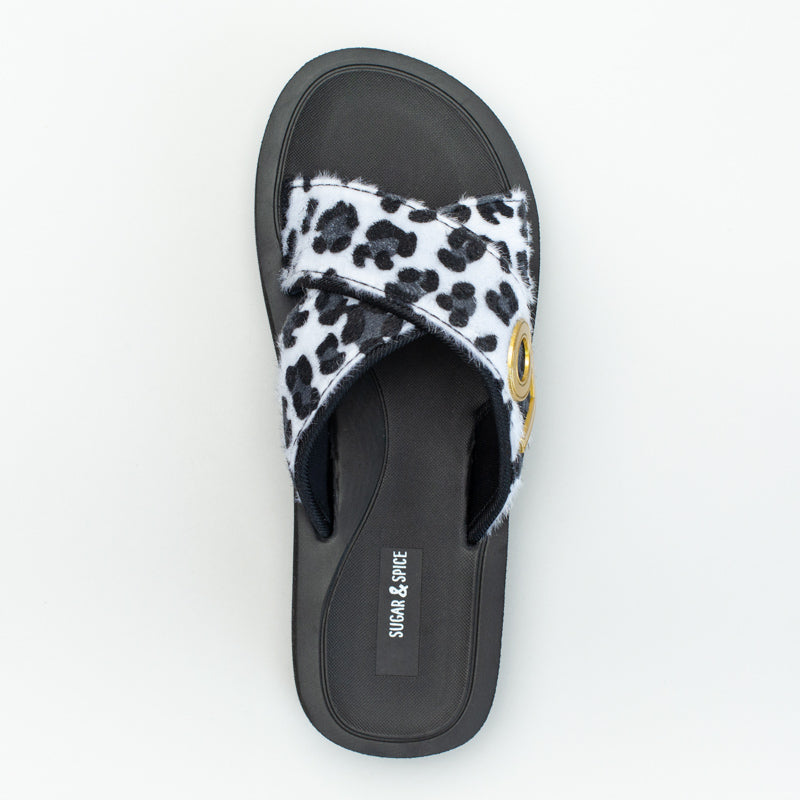 Leopard Cross Over Flat Form