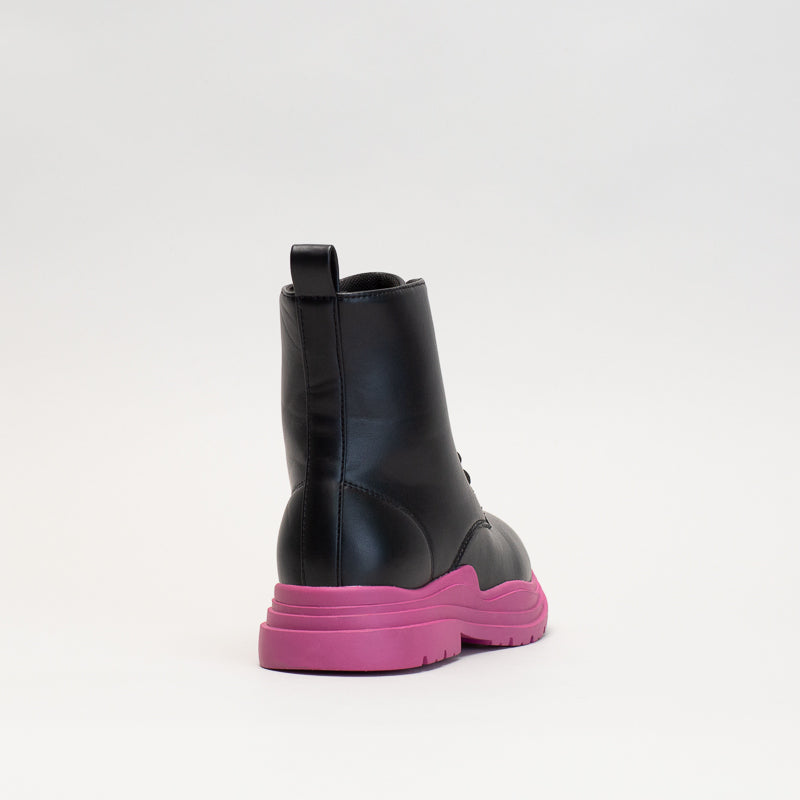Older Girls Lace Up Boot With Pink Outsole