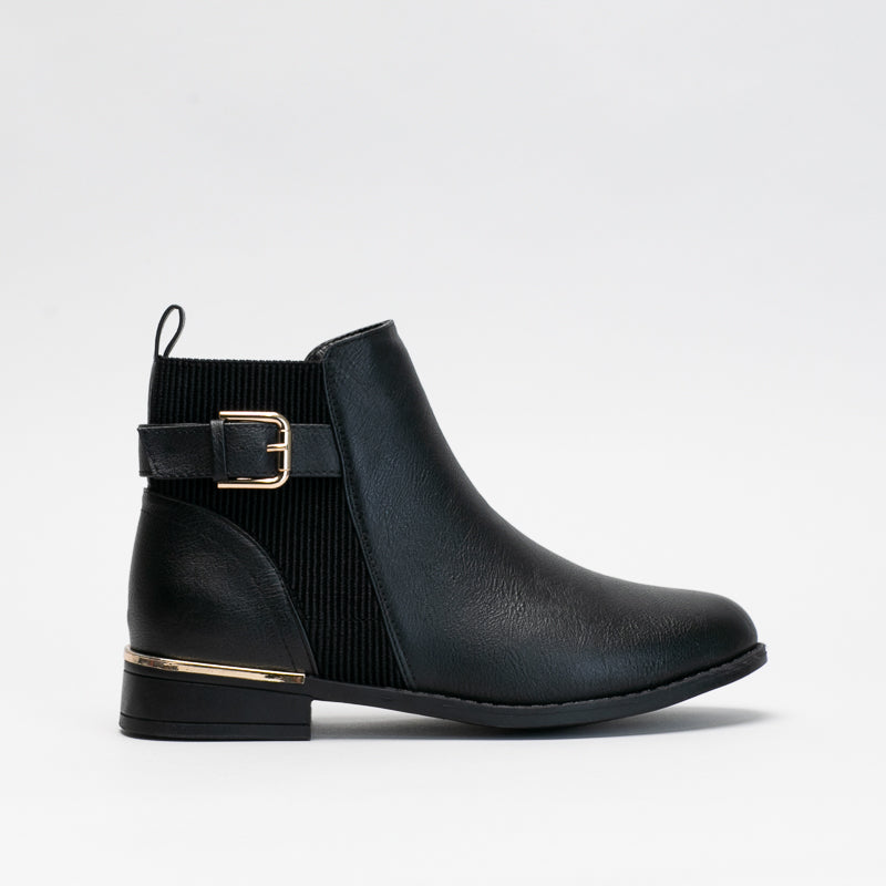 Unreal Women Metal Trim Flat Ankle Boot _ 135618