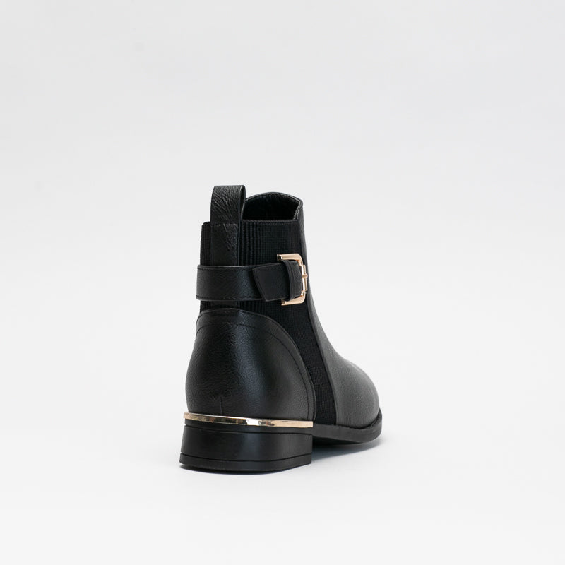 Unreal Women Metal Trim Flat Ankle Boot _ 135618