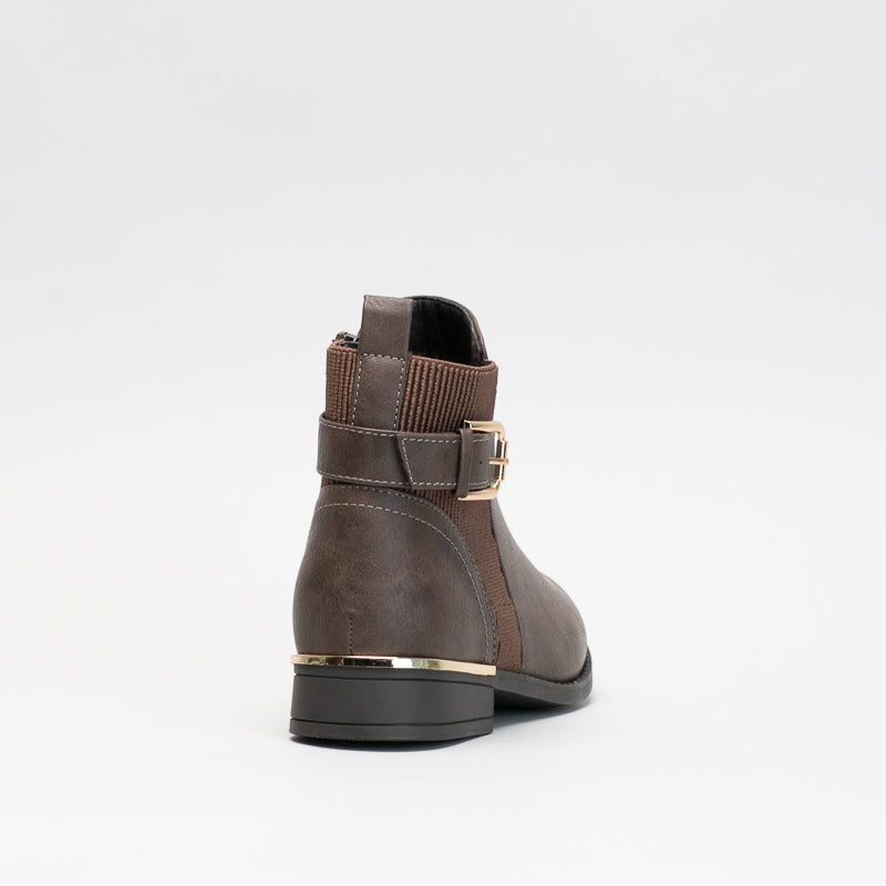 Unreal Women Metal Trim Flat Ankle Boot _ 135618