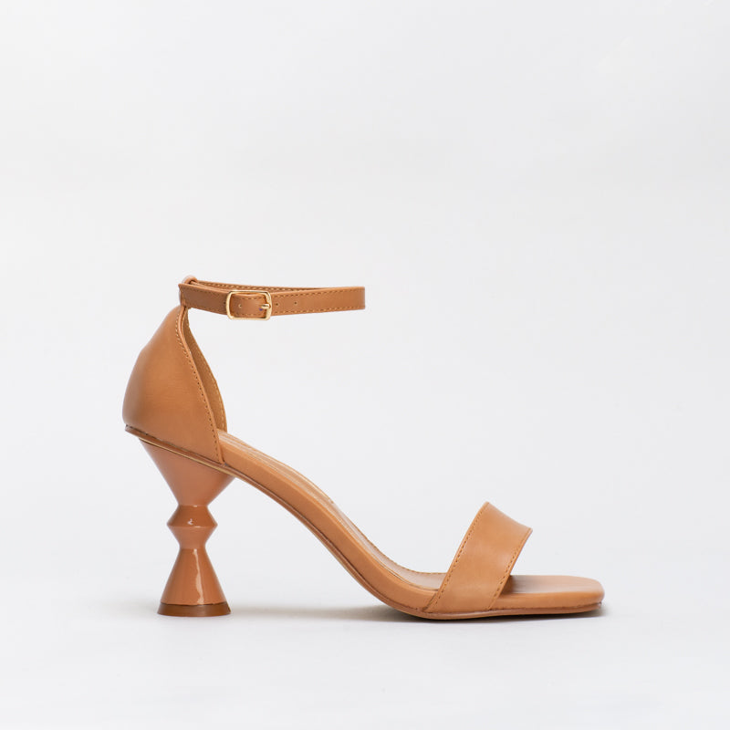 Unreal Women Statement Heel Sandal _ 134249