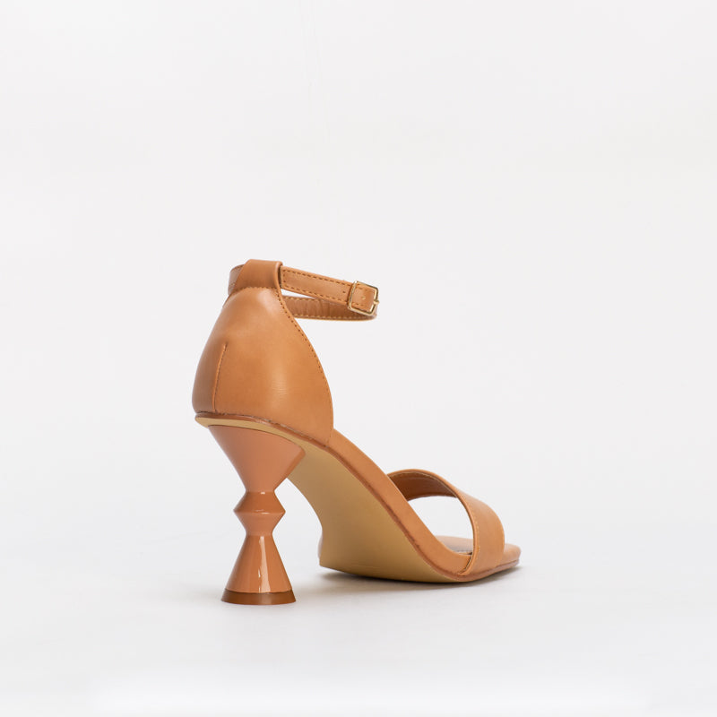 Unreal Women Statement Heel Sandal _ 134249