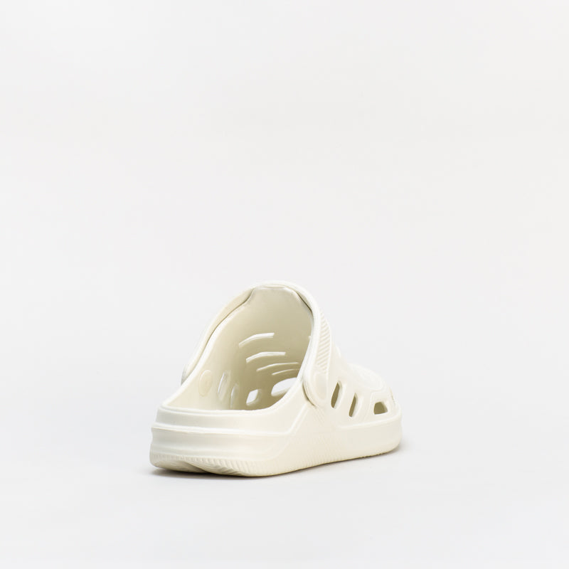 Unreal Women Moulded Clog _ 133313