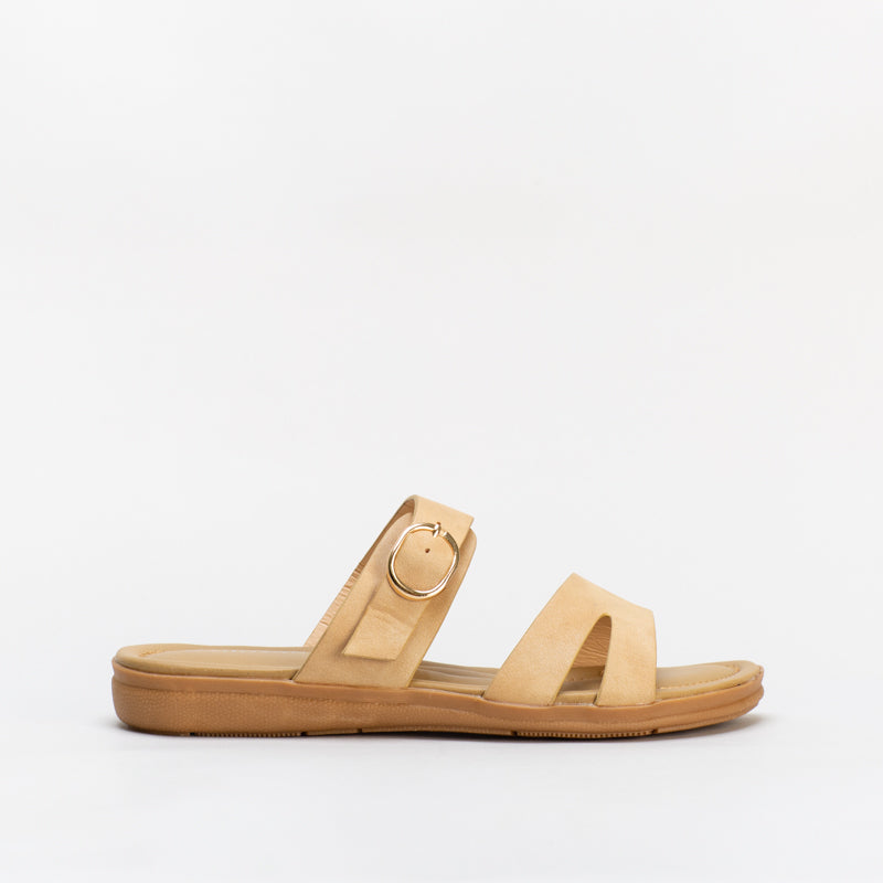 Giovanni Women Comfort Mule With Buckle Detail _ 133319