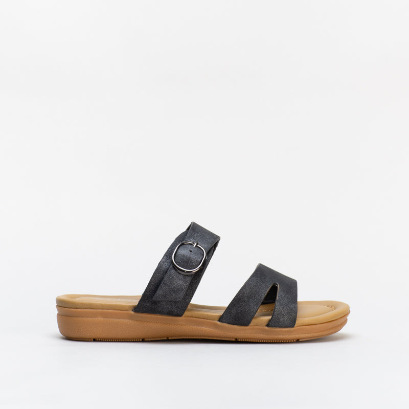 Giovanni Women Comfort Mule With Buckle Detail _ 133319
