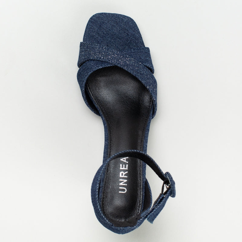 KITTEN HEEL WITH CROSS OVER STRAP