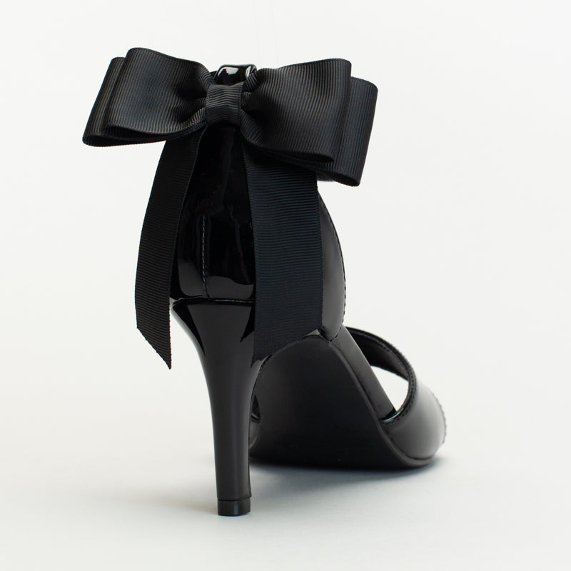 Heel With Oversized Bow